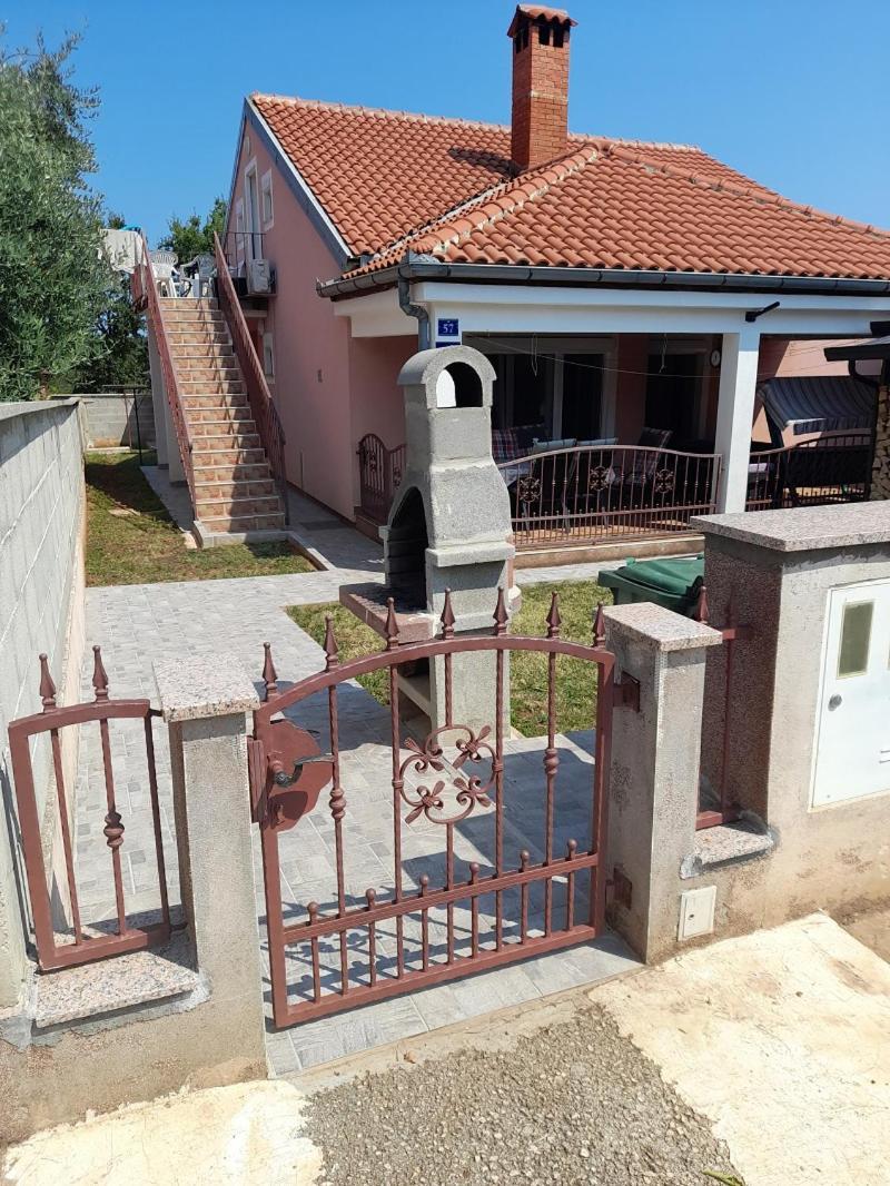 Apartman Jeger Umago Esterno foto